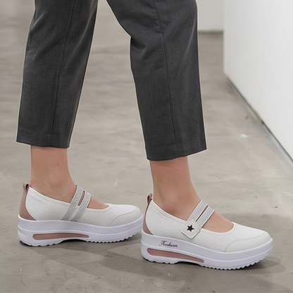 👟 Női légáteresztő hálós slip-on platform tornacipő – könnyű, kényelmes & természetes méretnövelő – tökéletes hosszú napokra